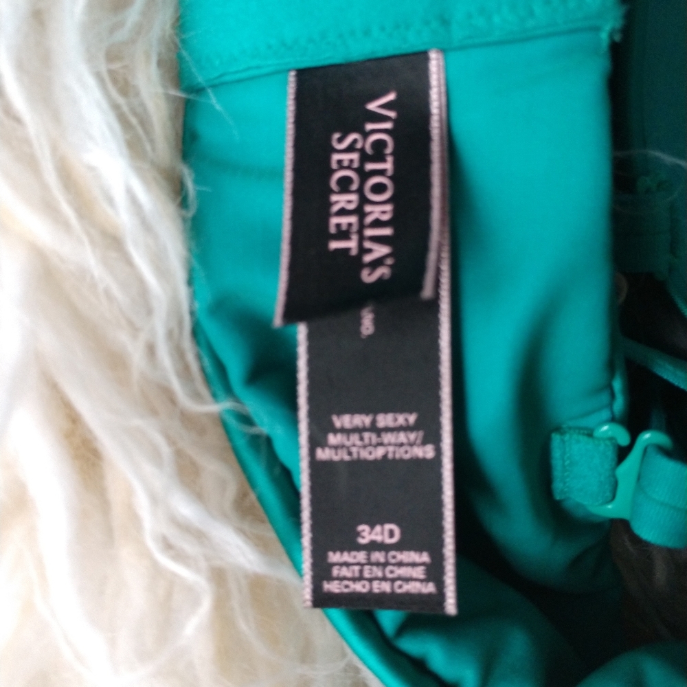 Turquoise bra - Picture 4 of 4